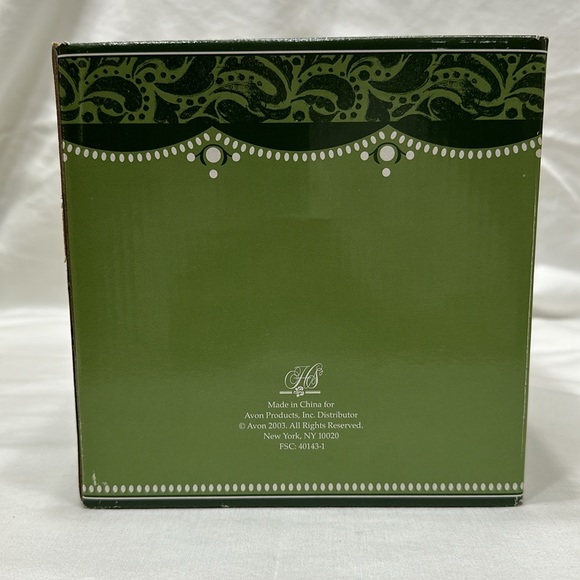 Avon Mrs Albee tea cup and saucer - Picture 11 of 12